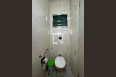 Casa à venda com 220m², 4 quartos e 5 vagasBanheiro 3