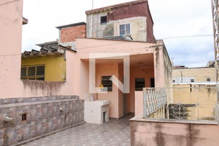 Casa para alugar com 269m², 3 quartos e 5 vagas Casa para alugar com 269m², 3 quartos e 5 vagasTerraço