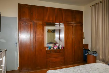 Casa para alugar com 269m², 3 quartos e 5 vagas Casa para alugar com 269m², 3 quartos e 5 vagasQuarto do 2º Pavimento