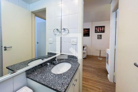 Apartamento para alugar com 67m², 2 quartos e 2 vagas Apartamento para alugar com 67m², 2 quartos e 2 vagasBanheiro