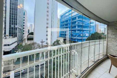 Apartamento para alugar com 67m², 2 quartos e 2 vagas Apartamento para alugar com 67m², 2 quartos e 2 vagasVista