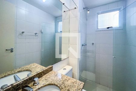 Apartamento para alugar com 67m², 2 quartos e 2 vagas Apartamento para alugar com 67m², 2 quartos e 2 vagasBanheiro da Suíte