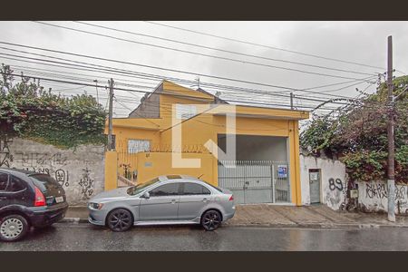 Casa à venda com 120m², 3 quartos e 1 vagaFachada