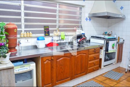 Casa à venda com 280m², 3 quartos e 4 vagas Casa à venda com 280m², 3 quartos e 4 vagasCozinha