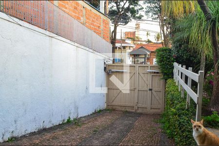 Casa à venda com 280m², 3 quartos e 4 vagas Casa à venda com 280m², 3 quartos e 4 vagasÁrea comum