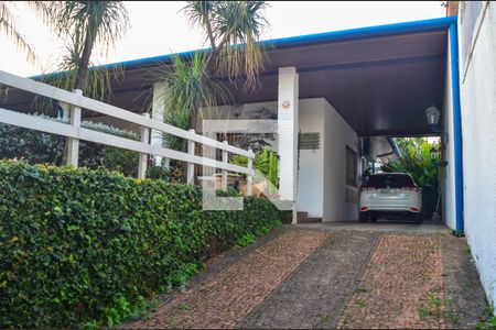 Casa à venda com 280m², 3 quartos e 4 vagas Casa à venda com 280m², 3 quartos e 4 vagasÁrea comum