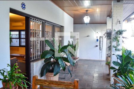 Casa à venda com 280m², 3 quartos e 4 vagas Casa à venda com 280m², 3 quartos e 4 vagasÁrea comum