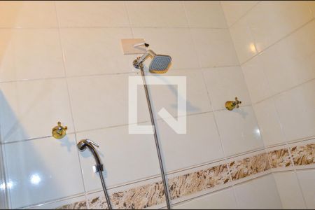 Casa à venda com 280m², 3 quartos e 4 vagas Casa à venda com 280m², 3 quartos e 4 vagasBanheiro da Suíte