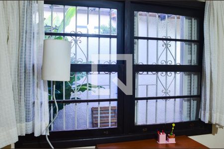 Casa à venda com 280m², 3 quartos e 4 vagas Casa à venda com 280m², 3 quartos e 4 vagasVista do Quarto 1