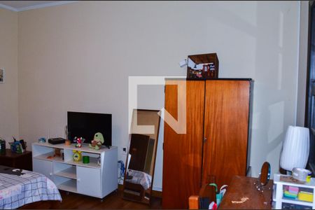 Casa à venda com 280m², 3 quartos e 4 vagas Casa à venda com 280m², 3 quartos e 4 vagasQuarto 2