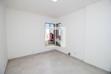 Quarto  de kitnet/studio para alugar com 1 quarto, 28m² em Centro, Rio de Janeiro