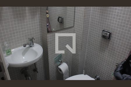 Apartamento à venda com 160m², 3 quartos e 1 vagaBanheiro 2