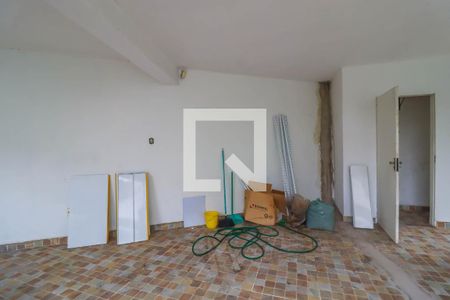 Casa à venda com 351m², 2 quartos e 4 vagasGaragem