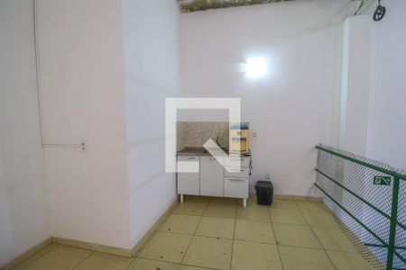 Casa à venda com 351m², 2 quartos e 4 vagasCozinha 2