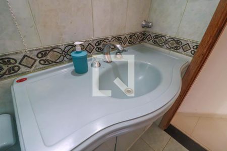 Casa à venda com 351m², 2 quartos e 4 vagasBanheiro