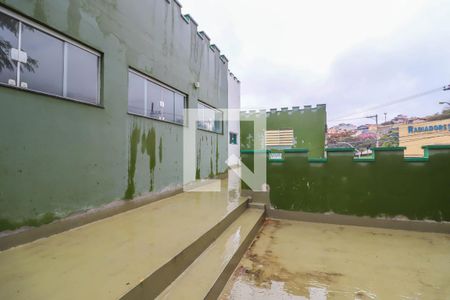 Casa à venda com 351m², 2 quartos e 4 vagasQuintal