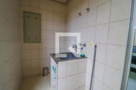 Casa à venda com 351m², 2 quartos e 4 vagasLavanderia