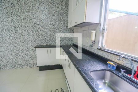 Casa à venda com 351m², 2 quartos e 4 vagasCozinha