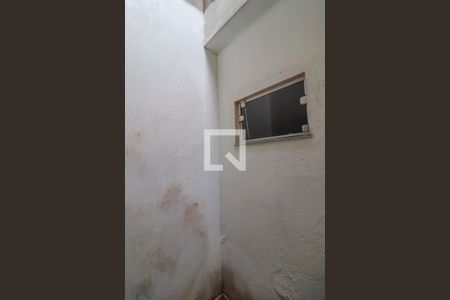 Casa à venda com 351m², 2 quartos e 4 vagasBanheiro