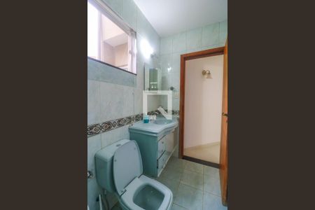 Casa à venda com 351m², 2 quartos e 4 vagasBanheiro