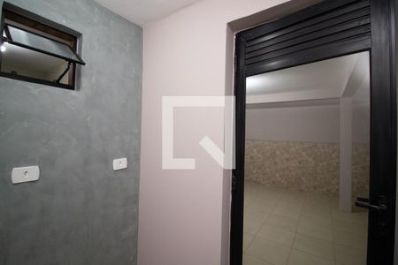 Área de Serviço de apartamento para alugar com 1 quarto, 45m² em Jardim Santa Barbara, Guarulhos
