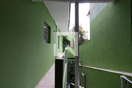 Casa à venda com 250m², 3 quartos e 2 vagas Casa à venda com 250m², 3 quartos e 2 vagasCorredor Sobrado