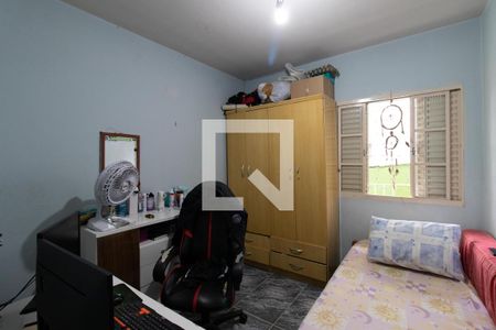 Casa à venda com 250m², 3 quartos e 2 vagas Casa à venda com 250m², 3 quartos e 2 vagasQuarto 2