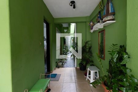 Casa à venda com 250m², 3 quartos e 2 vagas Casa à venda com 250m², 3 quartos e 2 vagasEntrada