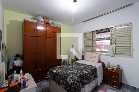 Casa à venda com 250m², 3 quartos e 2 vagas Casa à venda com 250m², 3 quartos e 2 vagasQuarto 1