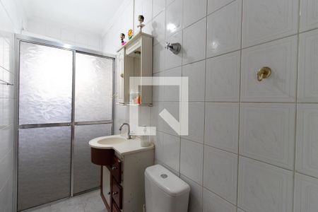 Casa à venda com 250m², 3 quartos e 2 vagas Casa à venda com 250m², 3 quartos e 2 vagasBanheiro 3