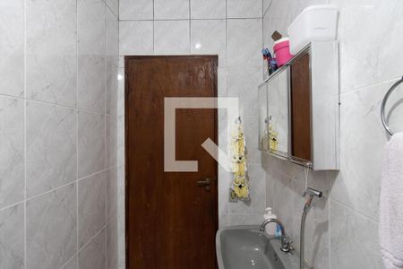 Casa à venda com 250m², 3 quartos e 2 vagas Casa à venda com 250m², 3 quartos e 2 vagasBanheiro 2