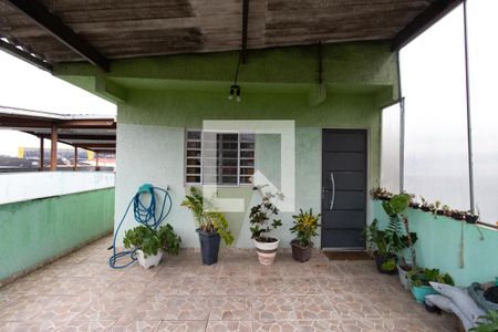Casa à venda com 250m², 3 quartos e 2 vagas Casa à venda com 250m², 3 quartos e 2 vagasFundos Sobrado