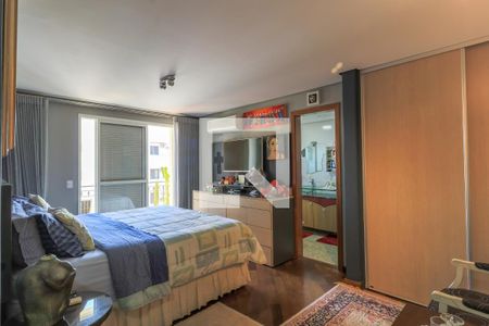 Apartamento à venda com 200m², 3 quartos e 3 vagas Apartamento à venda com 200m², 3 quartos e 3 vagasSuíte 1