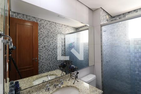 Apartamento à venda com 200m², 3 quartos e 3 vagas Apartamento à venda com 200m², 3 quartos e 3 vagasBanheiro da Suíte 3