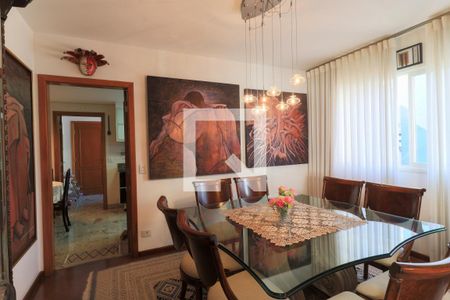 Apartamento à venda com 200m², 3 quartos e 3 vagas Apartamento à venda com 200m², 3 quartos e 3 vagasSala de Jantar