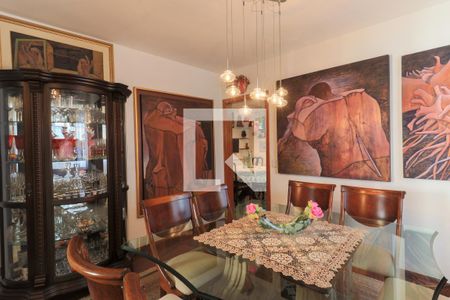 Apartamento à venda com 200m², 3 quartos e 3 vagas Apartamento à venda com 200m², 3 quartos e 3 vagasSala de Jantar