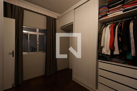 Casa à venda com 332m², 3 quartos e 1 vaga Casa à venda com 332m², 3 quartos e 1 vagaQuarto 1 Suíte - Closet