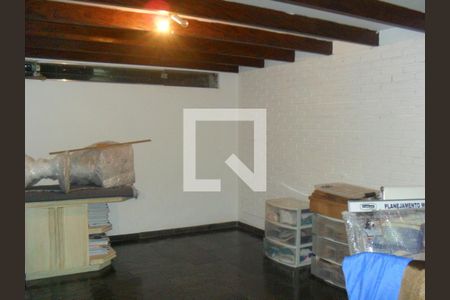 Casa à venda com 199m², 3 quartos e 2 vagas
