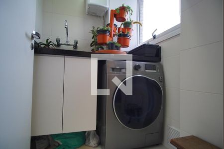 Apartamento à venda com 77m², 2 quartos e 2 vagasÁrea  de serviço 