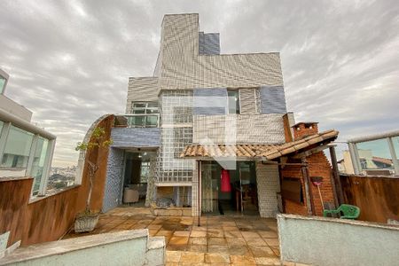 Apartamento à venda com 295m², 4 quartos e 6 vagasCobertura