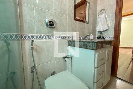 Apartamento à venda com 295m², 4 quartos e 6 vagasBanheiro