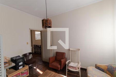 Casa à venda com 306m², 5 quartos e 6 vagas Casa à venda com 306m², 5 quartos e 6 vagasSala 02