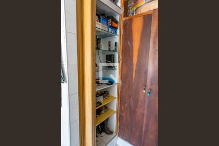 Casa à venda com 113m², 4 quartos e 3 vagas Casa à venda com 113m², 4 quartos e 3 vagasQuarto 2