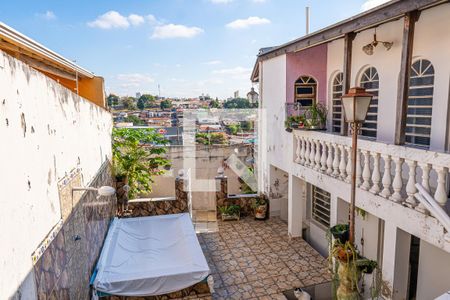 Casa à venda com 113m², 4 quartos e 3 vagas Casa à venda com 113m², 4 quartos e 3 vagasQuarto 2