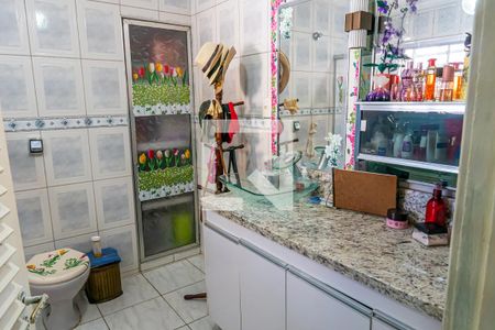 Casa à venda com 113m², 4 quartos e 3 vagas Casa à venda com 113m², 4 quartos e 3 vagasBanheiro da Suíte 1