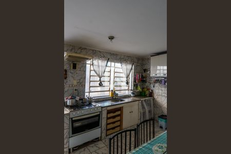 Casa à venda com 113m², 4 quartos e 3 vagas Casa à venda com 113m², 4 quartos e 3 vagasCozinha