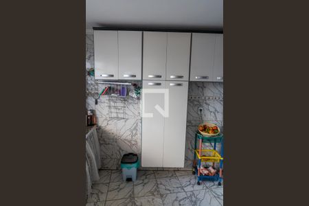 Casa à venda com 113m², 4 quartos e 3 vagas Casa à venda com 113m², 4 quartos e 3 vagasCozinha