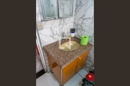 Casa à venda com 113m², 4 quartos e 3 vagas Casa à venda com 113m², 4 quartos e 3 vagasBanheiro de serviço