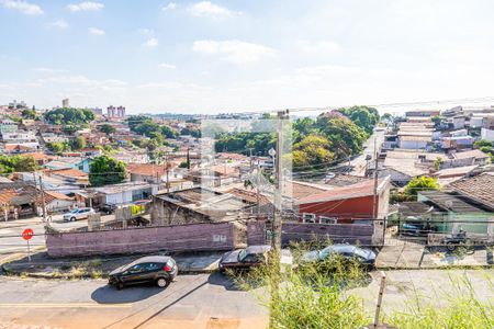 Casa à venda com 113m², 4 quartos e 3 vagas Casa à venda com 113m², 4 quartos e 3 vagasQuintal