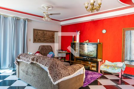 Casa à venda com 113m², 4 quartos e 3 vagas Casa à venda com 113m², 4 quartos e 3 vagasSala